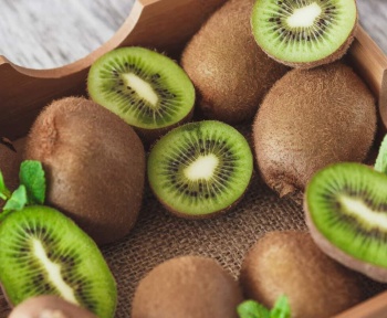 بسته بندی و نگهداری کیوی در سردخانه